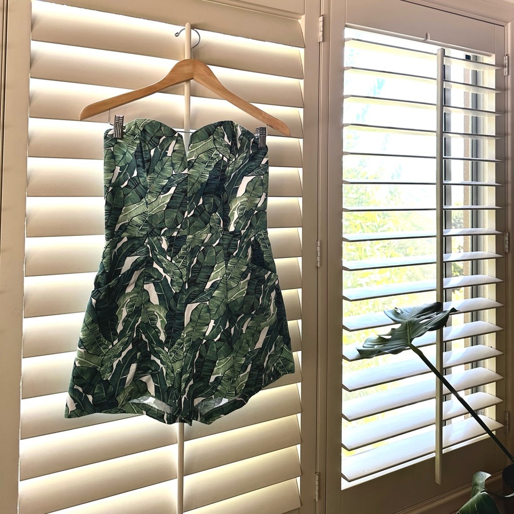 palm leaves strapless romper